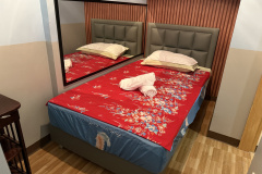 Snow White Massage Room