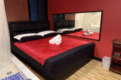 Snow White Massage Room