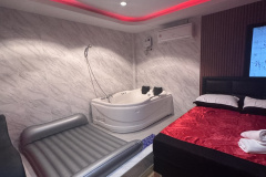 Snow White Nuru Room