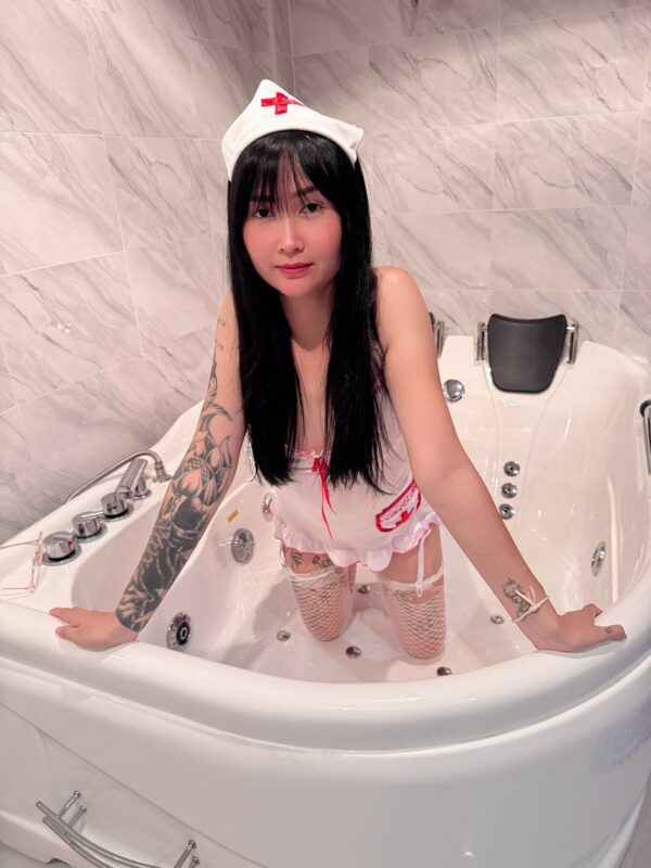 Lisa - Image 7